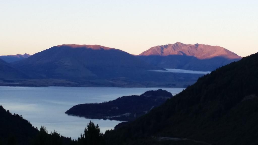 The Alpine Retreat Bed & Breakfast Queenstown Ngoại thất bức ảnh